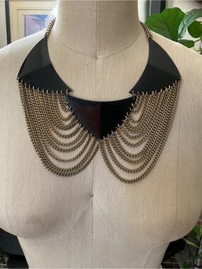 💜💜💜Mika Yoga Wear Black and Gold Layered Chain Collar Necklace